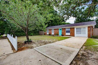 Building Photo - 4381 Bixby Cir