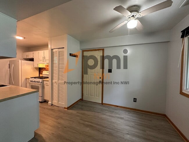Building Photo - 6974 Fillmore Dr