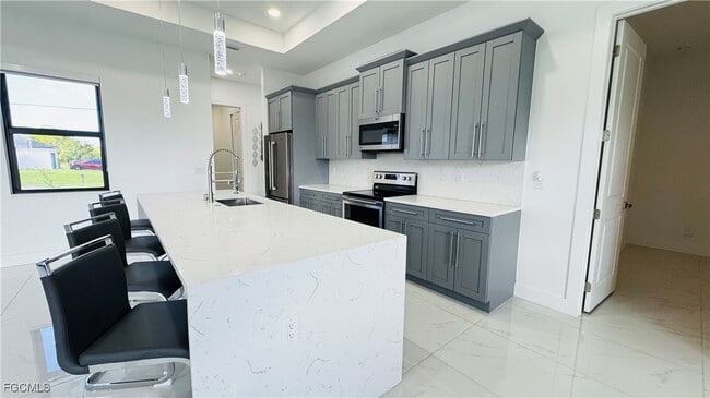 Building Photo - 2713 17th St SW