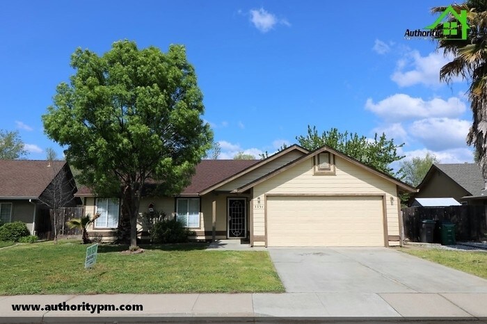 Foto principal - 3334 Oak St