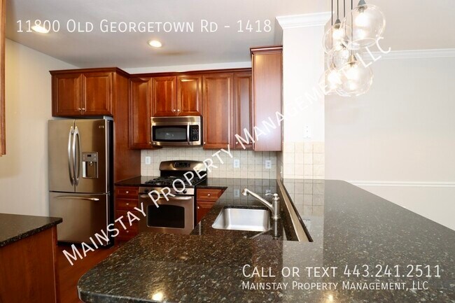 Foto del edificio - 11800 Old Georgetown Rd