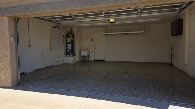 Building Photo - 21535 N 107th Dr