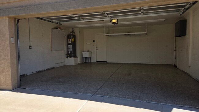 Foto del edificio - 21535 N 107th Dr