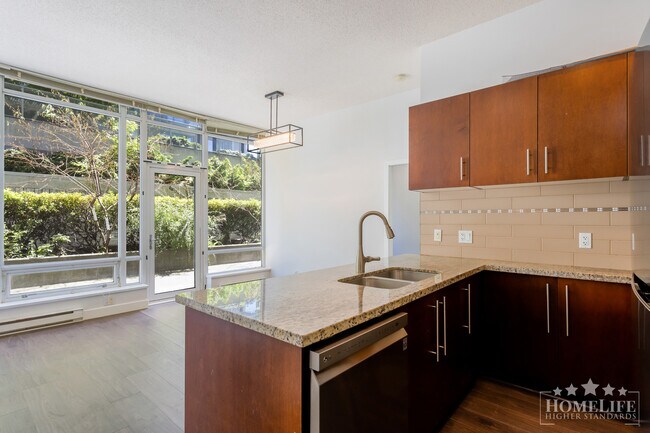 Building Photo - Modern 2 Bed Condo with Large Private Patio at Versante in Richmond City Centre
