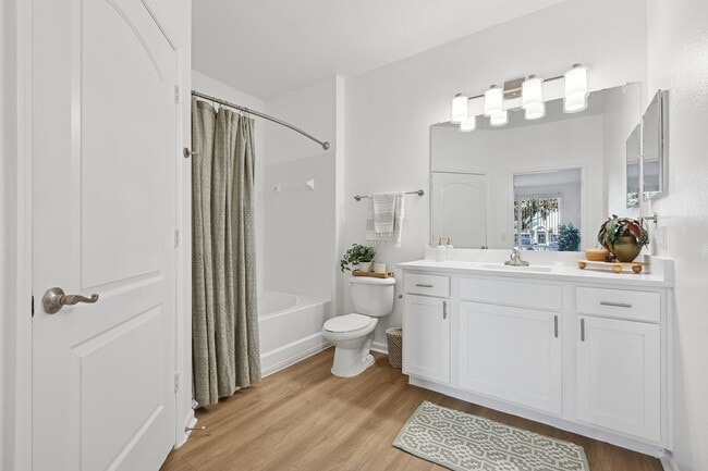 Building Photo - Bell Avalon Park