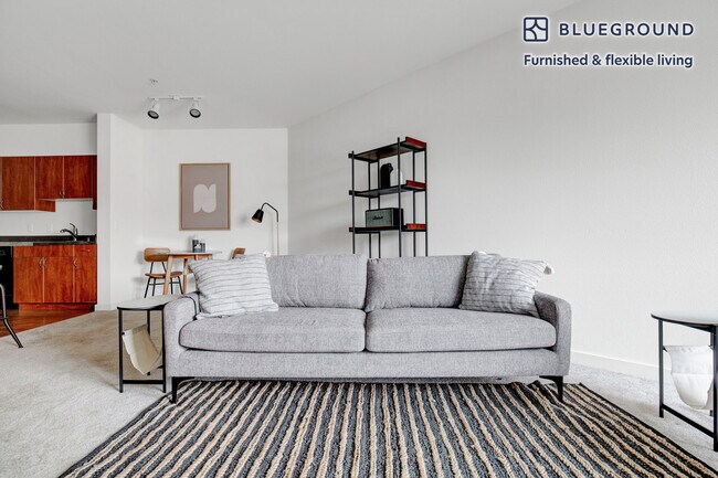 Foto del edificio - 250 Bellevue Way NE