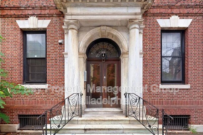 Building Photo - 229 S 22nd St