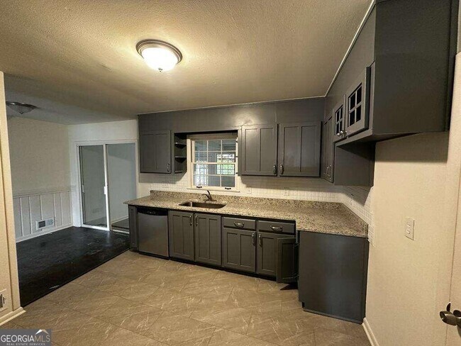 Foto del edificio - 791 Powers Ferry Rd