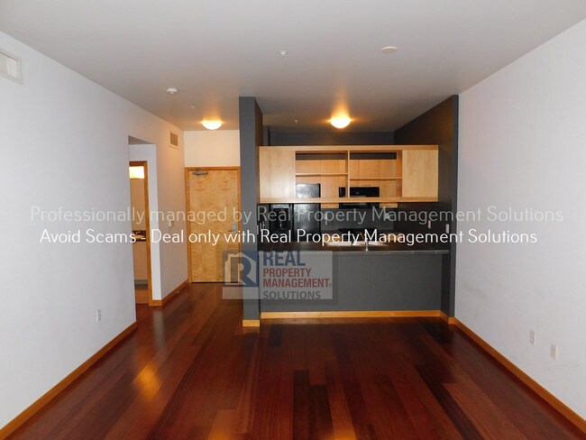 Foto del edificio - 726 NW 11th Ave
