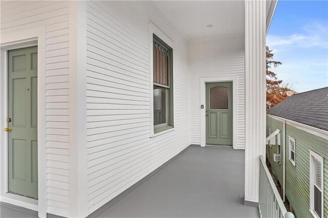 Building Photo - 323 S Scott St