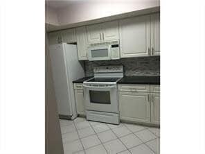 Foto principal - 10115 W Atlantic Blvd