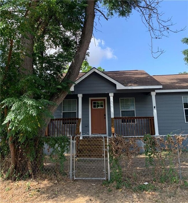Building Photo - 301 Taylor St