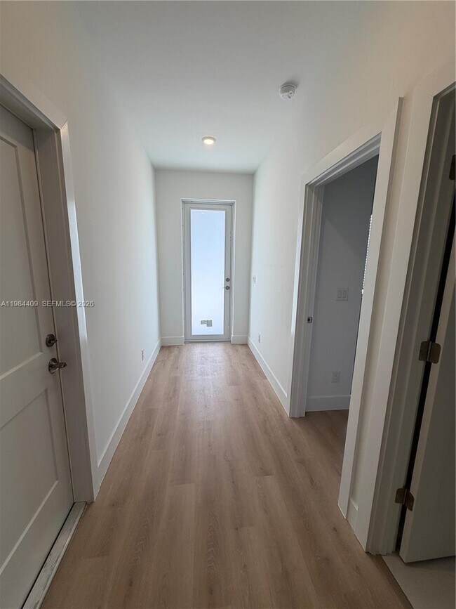 Foto del edificio - 4719 28th St SW