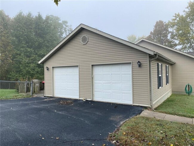 Foto del edificio - 3103 Pleasant Ridge Rd