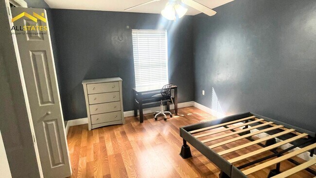 Foto del edificio - 3361 Sawtooth Dr