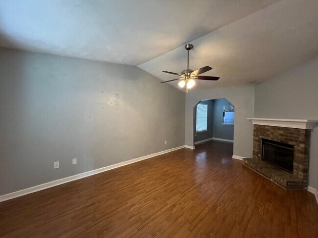 Foto del edificio - 3007 Richview Park Cir W