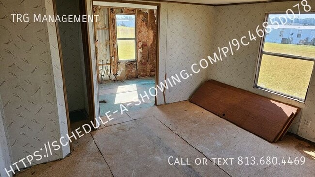 Building Photo - 128 Pompano Dr