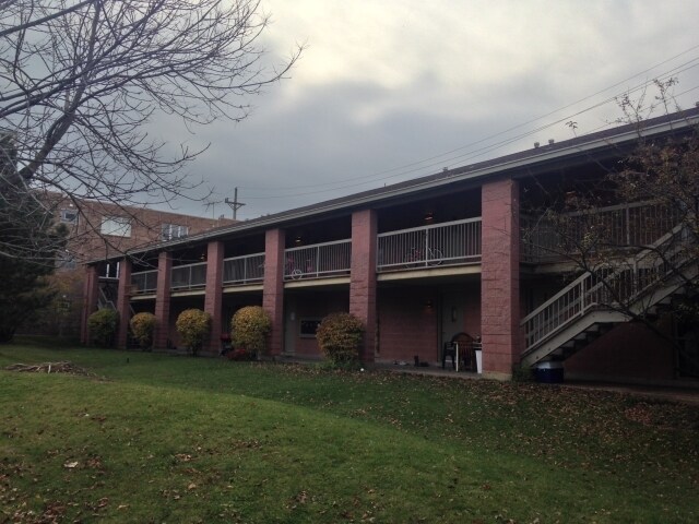 Foto principal - 740 Sheridan Rd