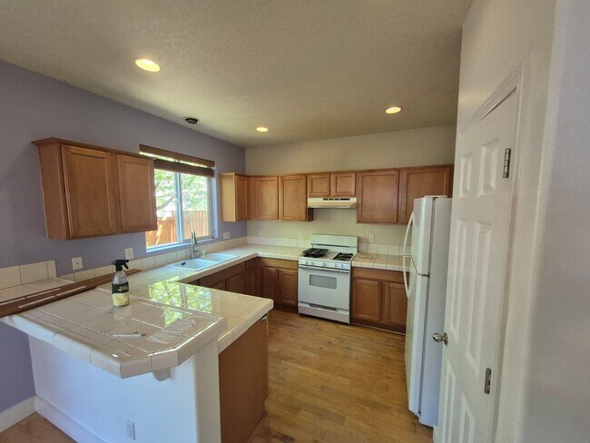 Foto del edificio - Family home in Hillsboro.
