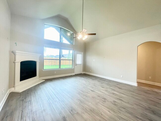 Building Photo - 2918 Pronghorn Dr