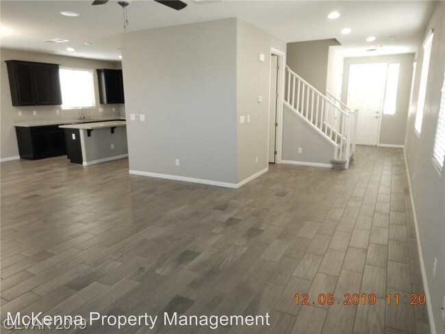 Foto del edificio - 9940 Sunriver Meadows Ave