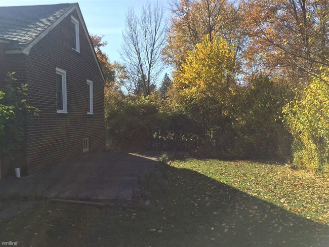 Building Photo - 13962 Ordner Dr