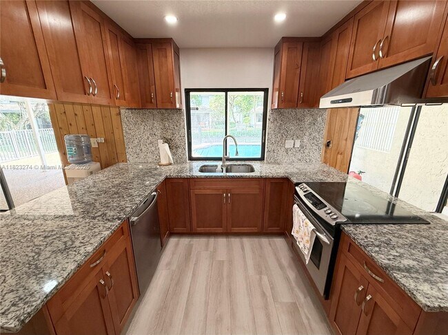 Foto del edificio - 9788 NW 3rd Manor