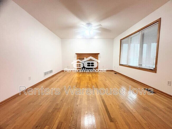 Foto del edificio - 6914 Aubrey Ct