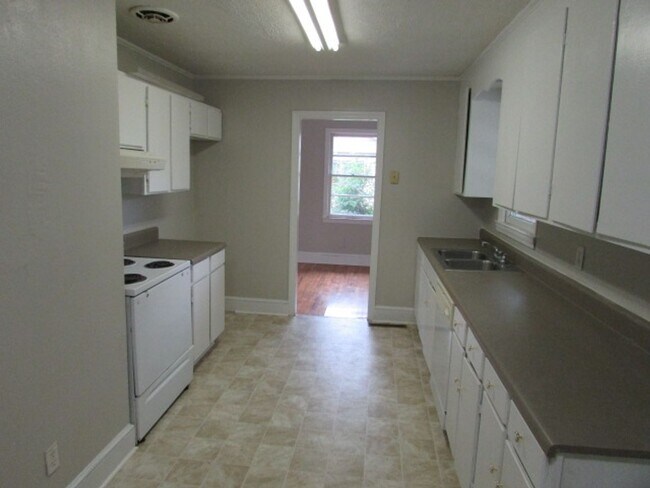 Foto del edificio - Close to Crosswell Elementary