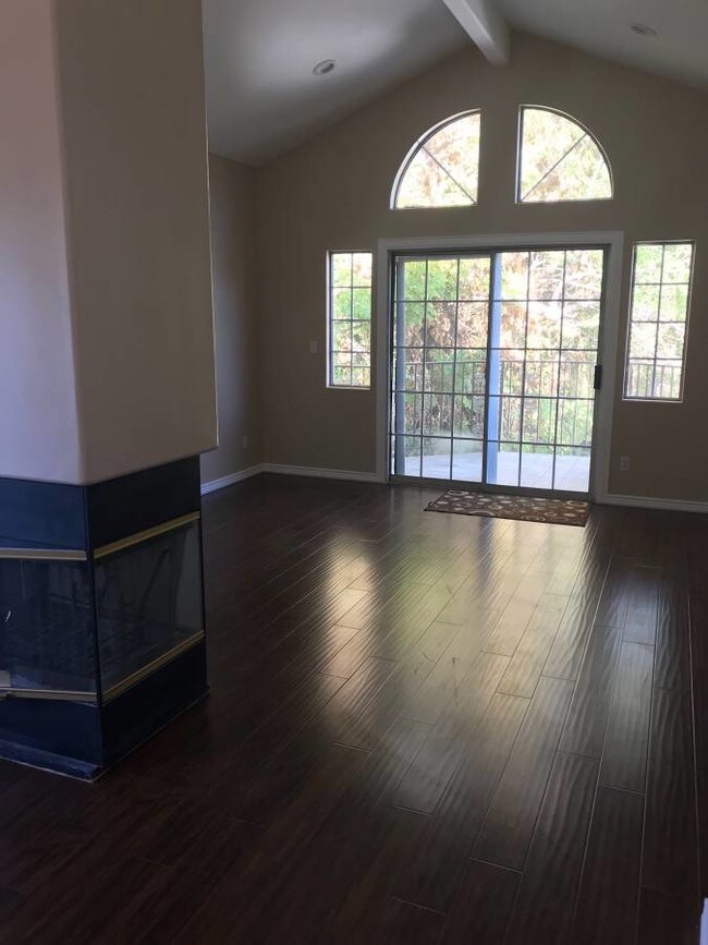 Building Photo - 5224 Woodlake Ave