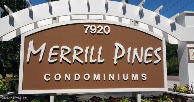 Foto del edificio - 7920 Merrill Rd