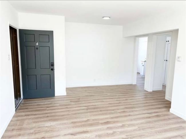 Building Photo - 510 E Arbor Vitae St