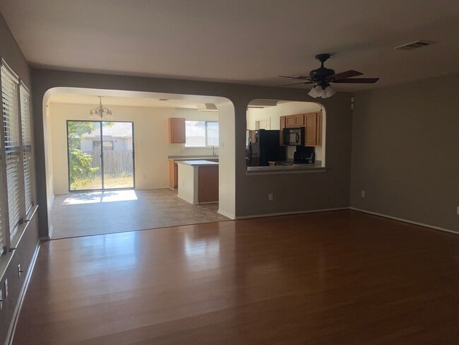 Foto del edificio - 3 BEDROOM, 2 BATH, BELTON ISD