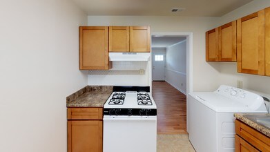 The Melrose Apartments photo'