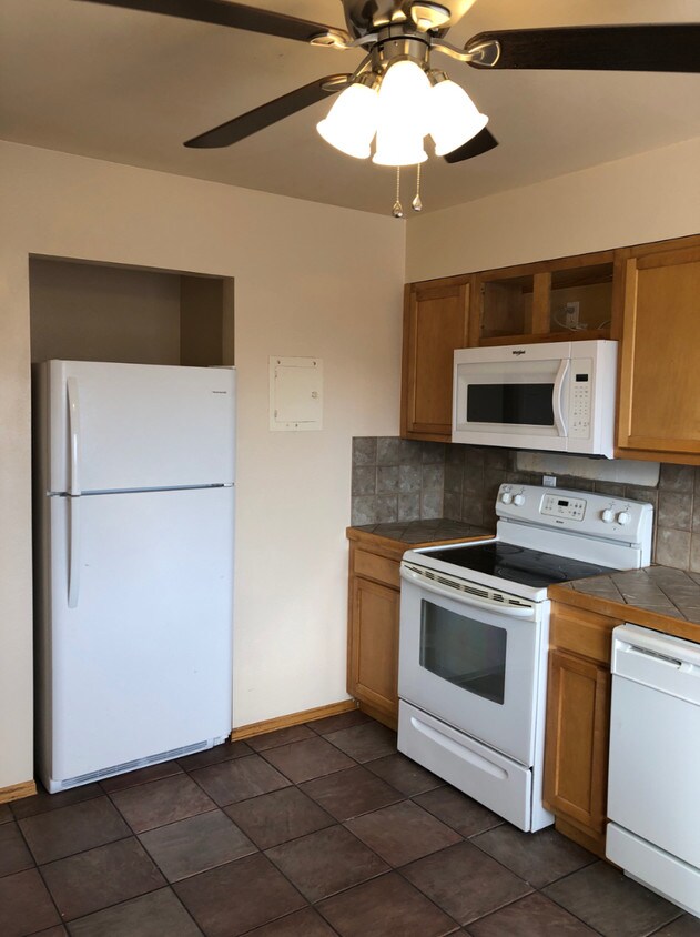 Foto principal - 1124 Holland Park Blvd