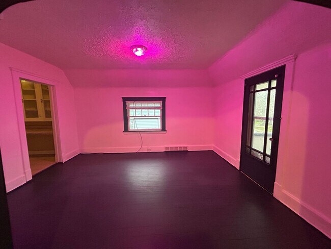 Foto del edificio - 3487 W 100th St