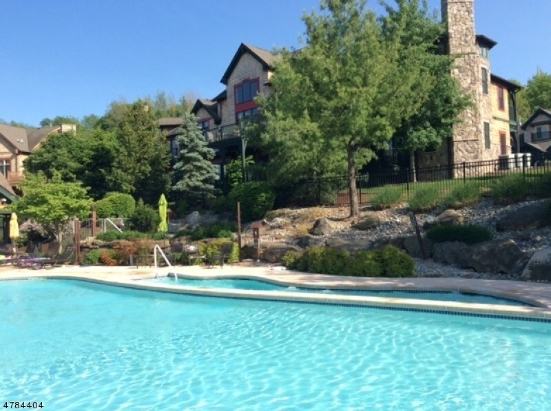 Foto principal - 10-11 Pine Cres