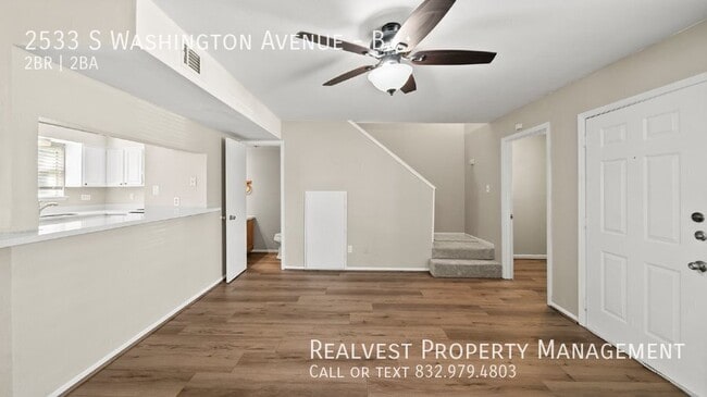 Building Photo - 2533 S Washington Ave