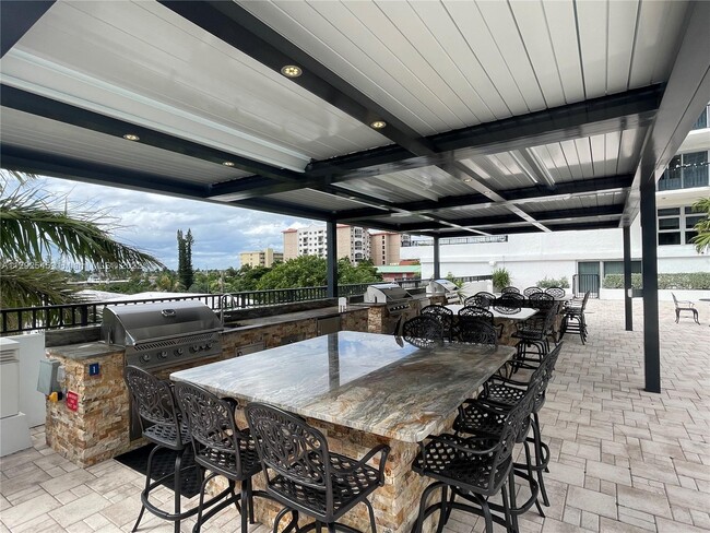 Foto del edificio - 531 N Ocean Blvd