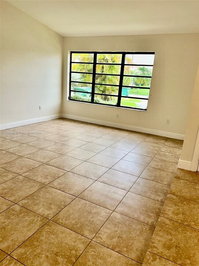 Foto del edificio - 13365 SW 1st Terrace