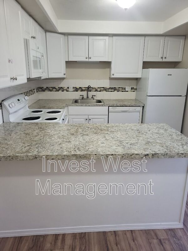 Foto del edificio - 2815 E 19 St