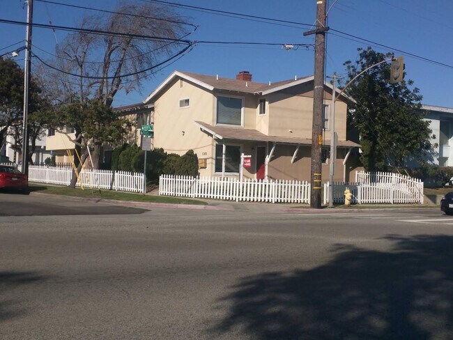 Building Photo - 1301 Beryl St