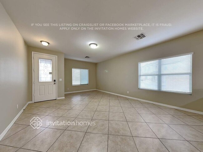 Building Photo - 9444 W Wilshire Ave