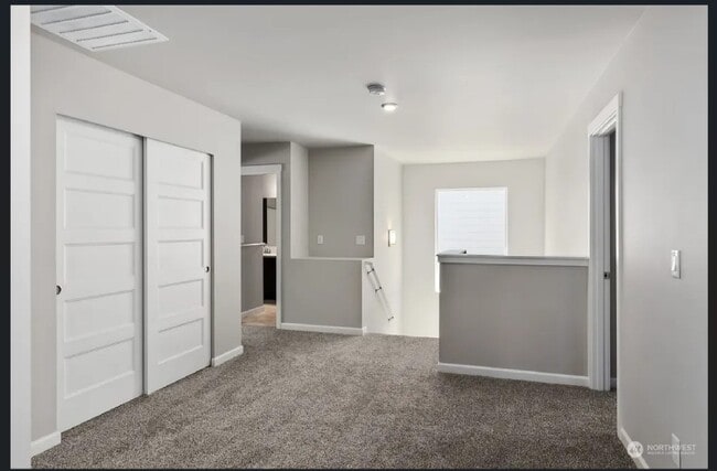 Foto del edificio - 16210 9th Ave E