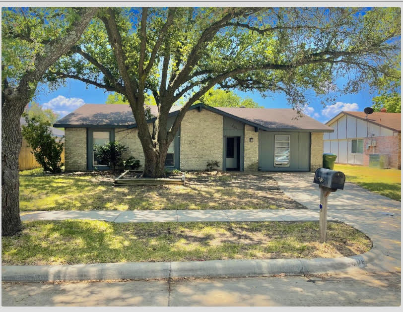 1506 Deepwood Dr, Garland, TX 75040 House Rental in Garland, TX