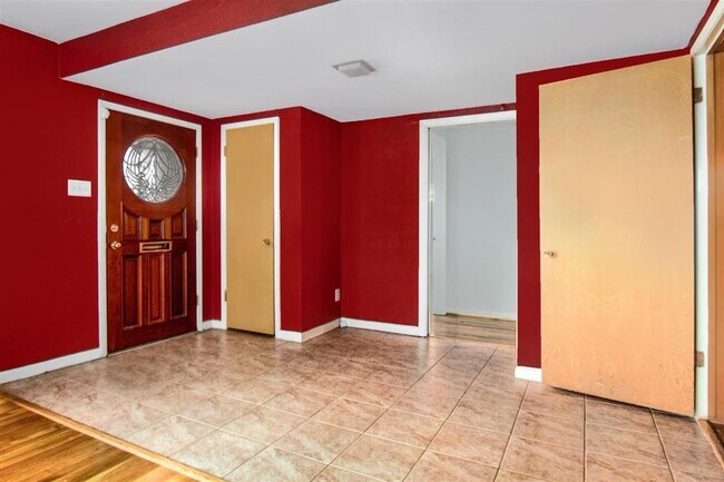 Foto del edificio - 4015 Mischire Dr