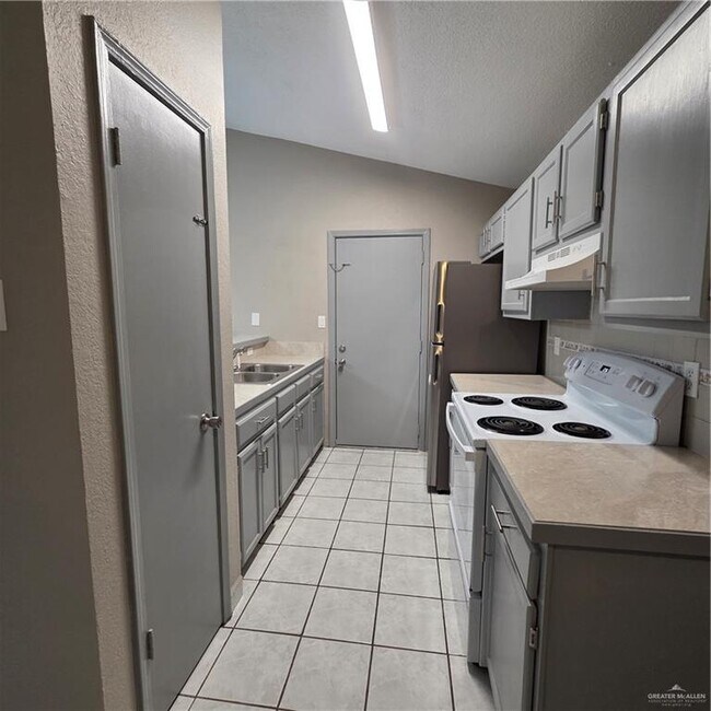 Foto del edificio - 2728 N 26th St