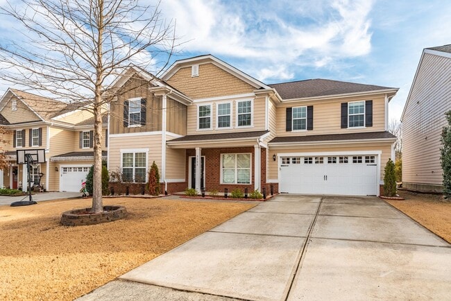 Building Photo - **Application Pending**! Gorgeous, Well-Ma...