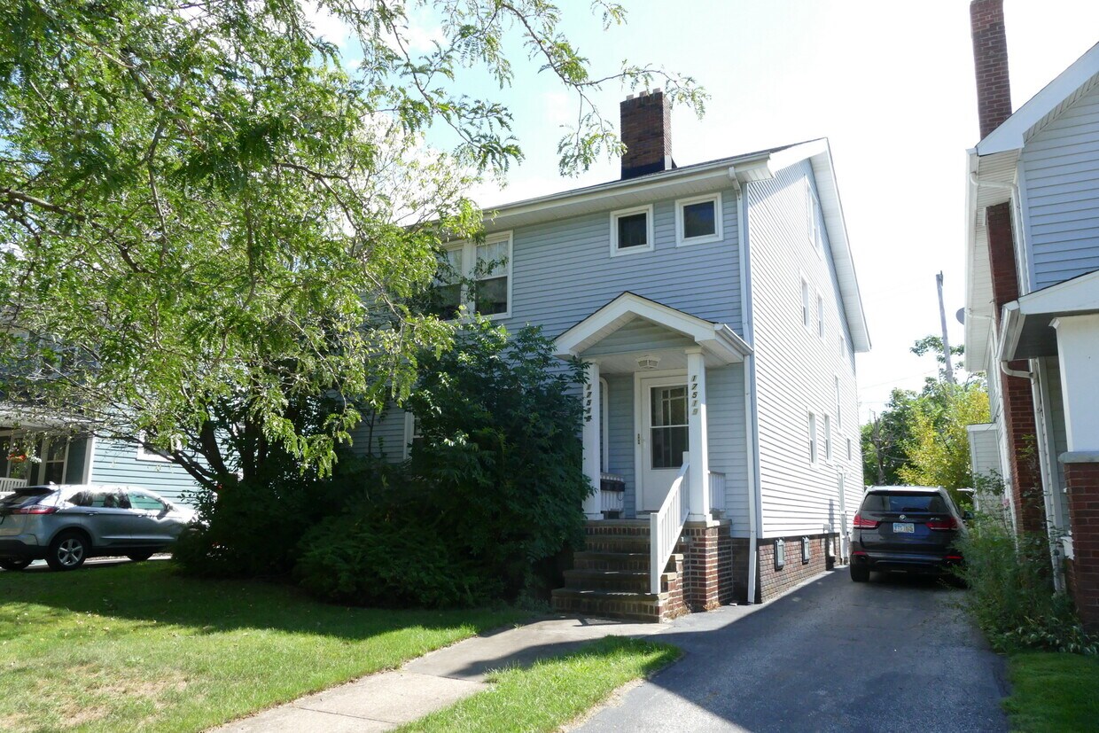 Primary Photo - 17517 Fries Ave
