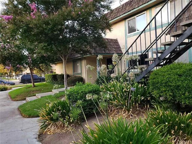 Foto del edificio - 1435 Clemson Way